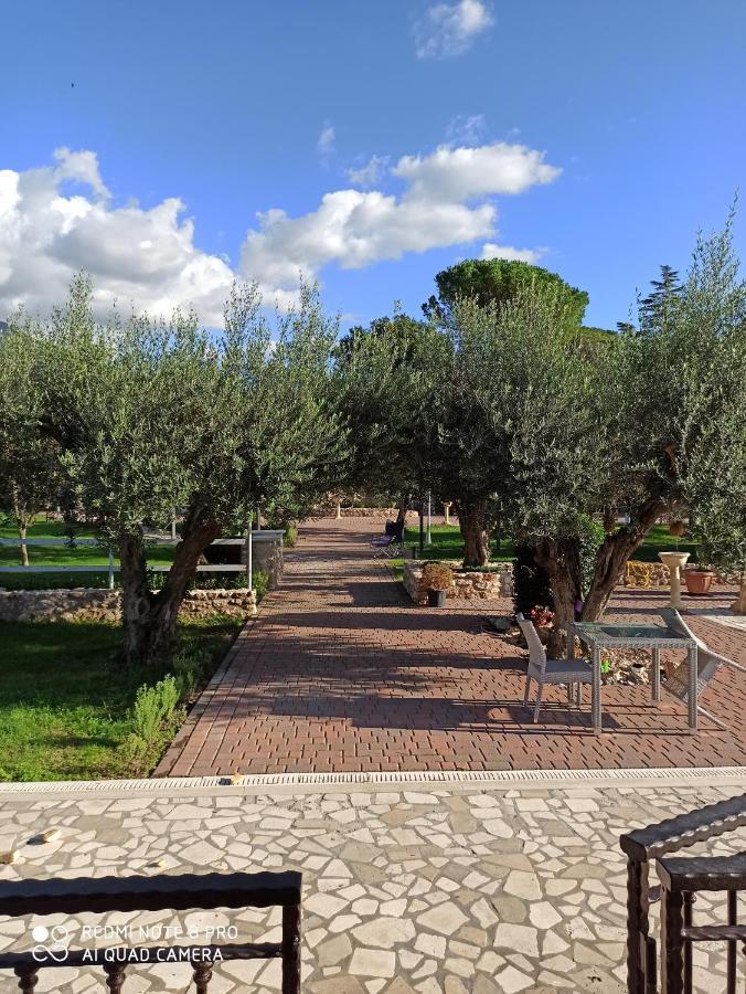 Residenza Nosy Be Villa Palombara Sabina Екстериор снимка